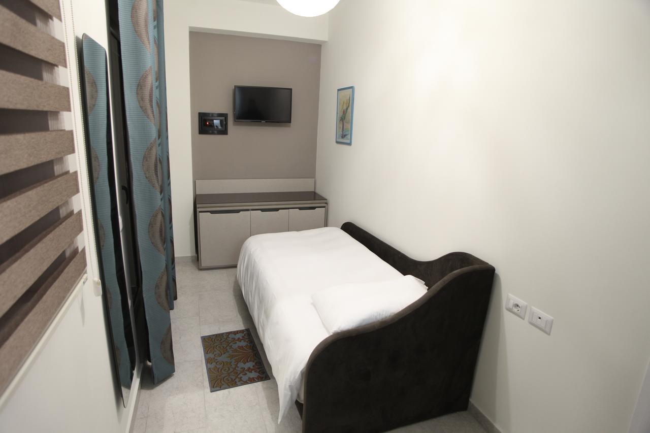 Fjortes Hotel Vlorë Eksteriør bilde